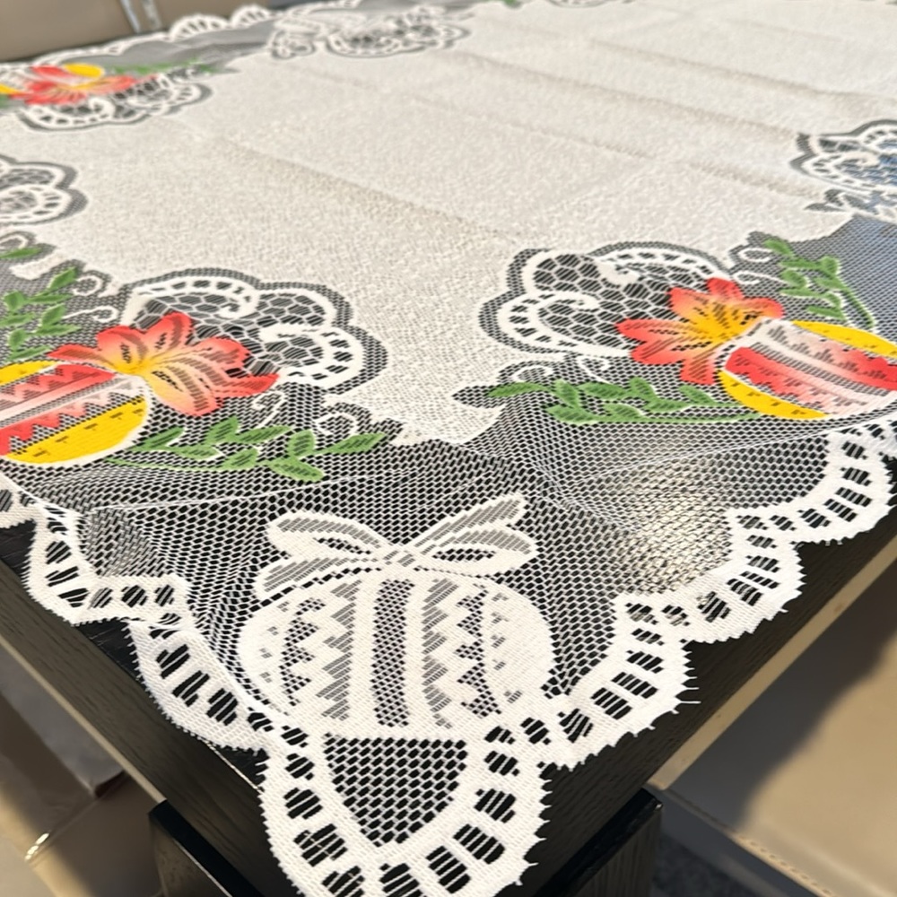 NWT Easter Lace Tablecloth Set Made in Poland 58x38 + 4 Placemats Floral Egg